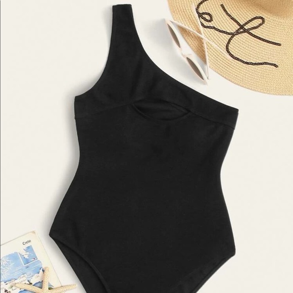 Black Monokini Swimsuit - Picture 4 of 4